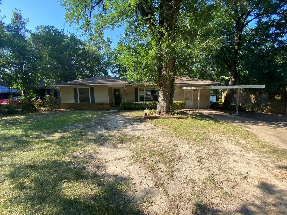 Photo of 1408 Mahlow Dr