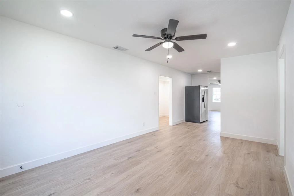 Photo of 2411 Camille Street