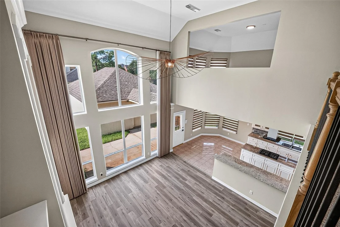 Photo of 3023 Brookview Drive