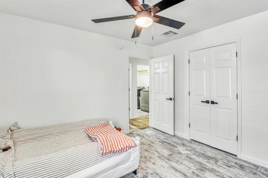 Photo of 6015 Wildbriar Lane