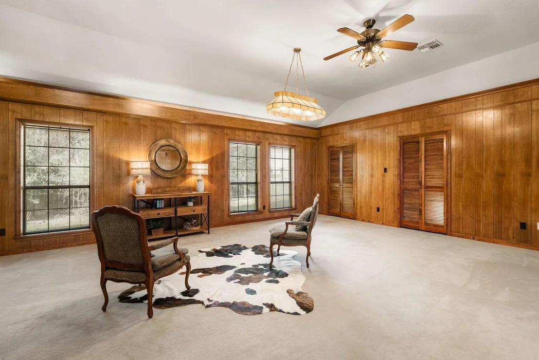 Photo of 105 Greenbriar Drive