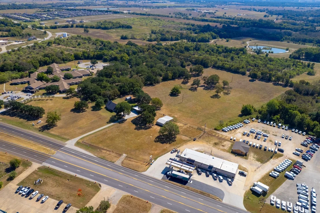 Photo of 974 State Highway 21 E Highway E