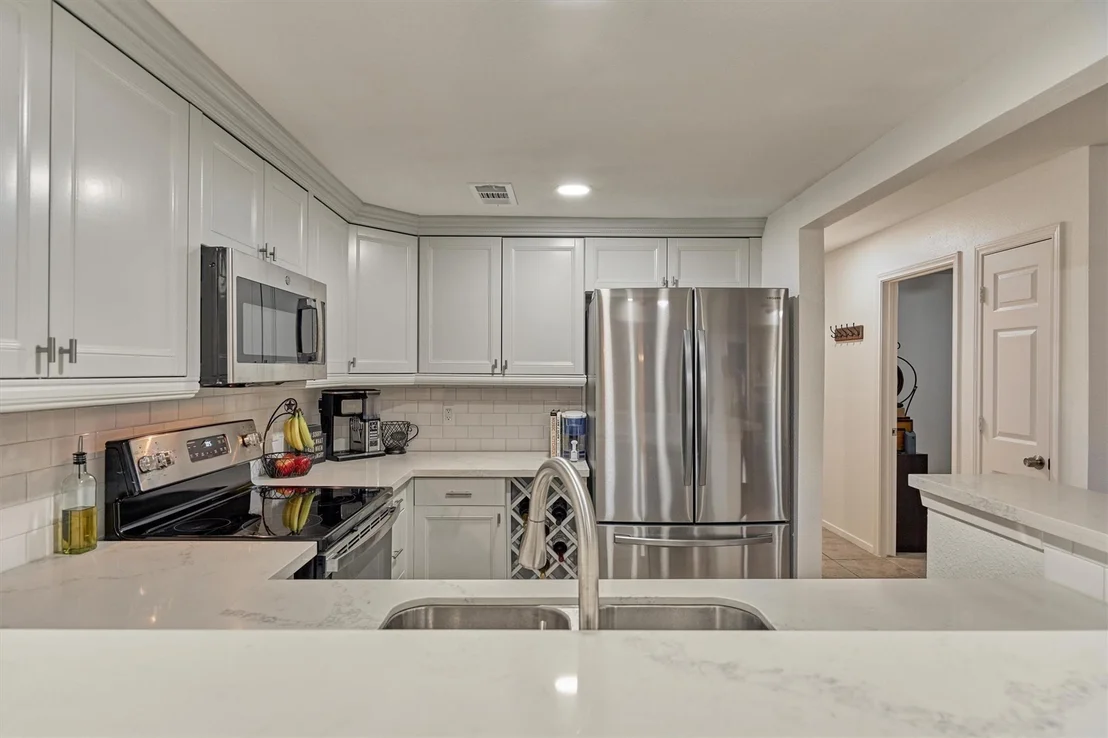 Photo of 807 Paradise Lane