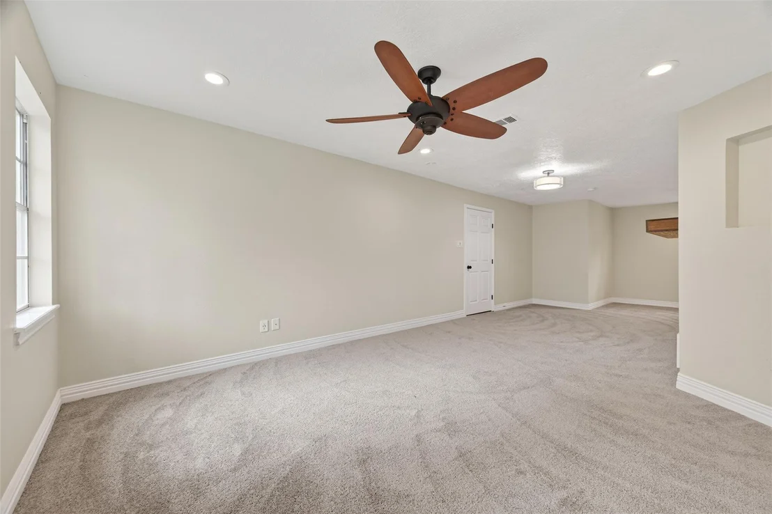 Photo of 6322 Inway Drive