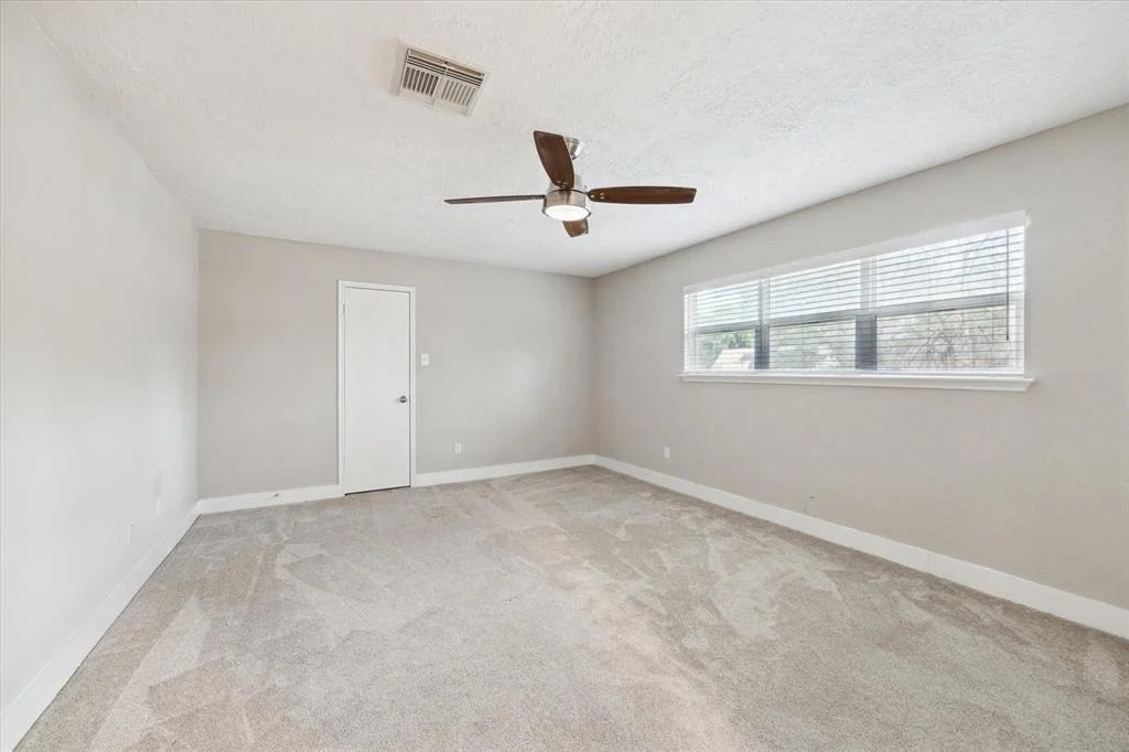 Photo of 14942 Spring Lake Drive