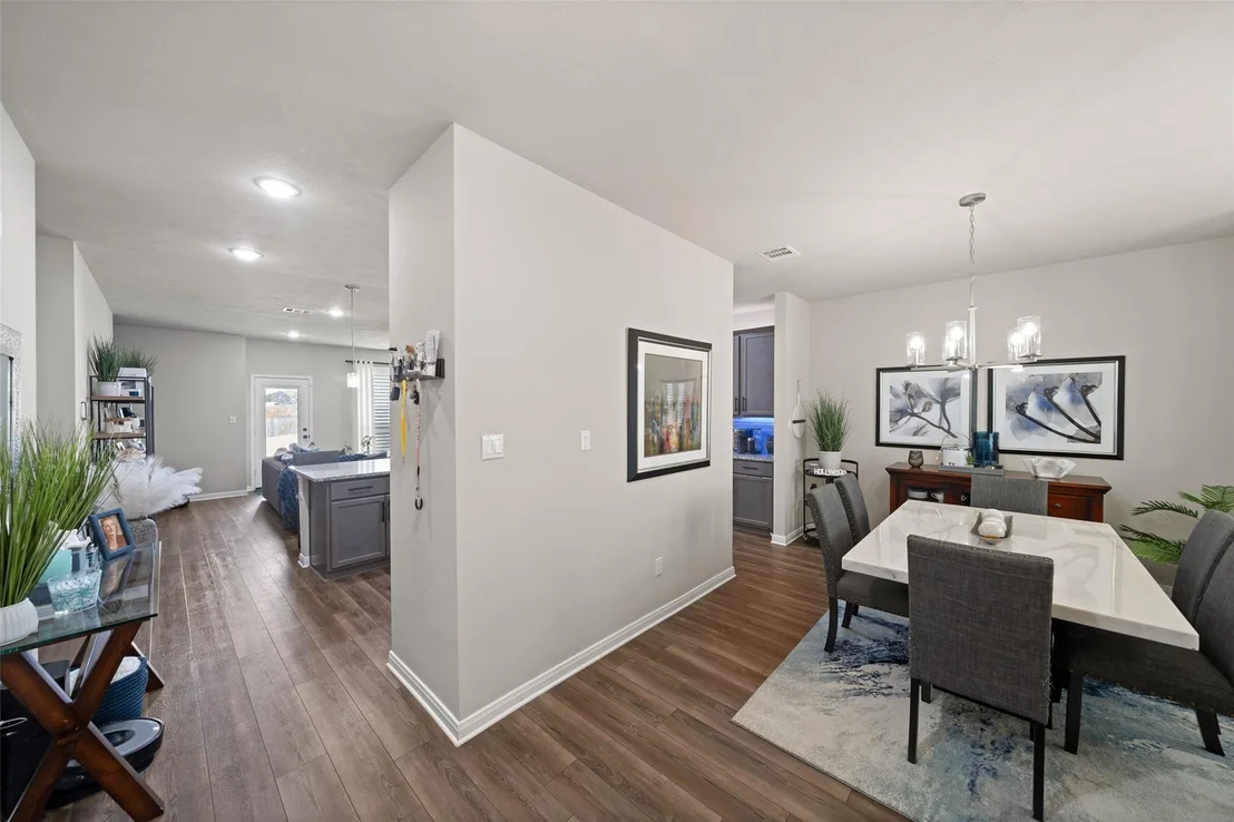 Photo of 1300 Kingsgate