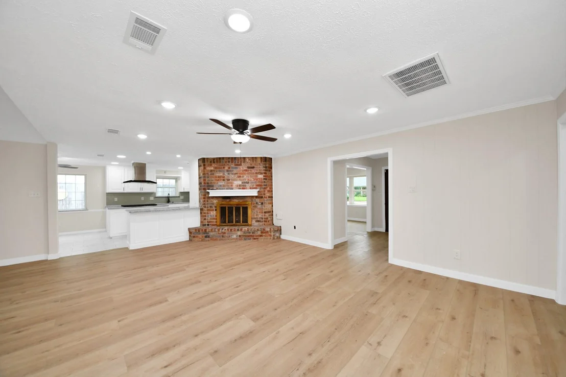 Photo of 25511 Many Oak Drive
