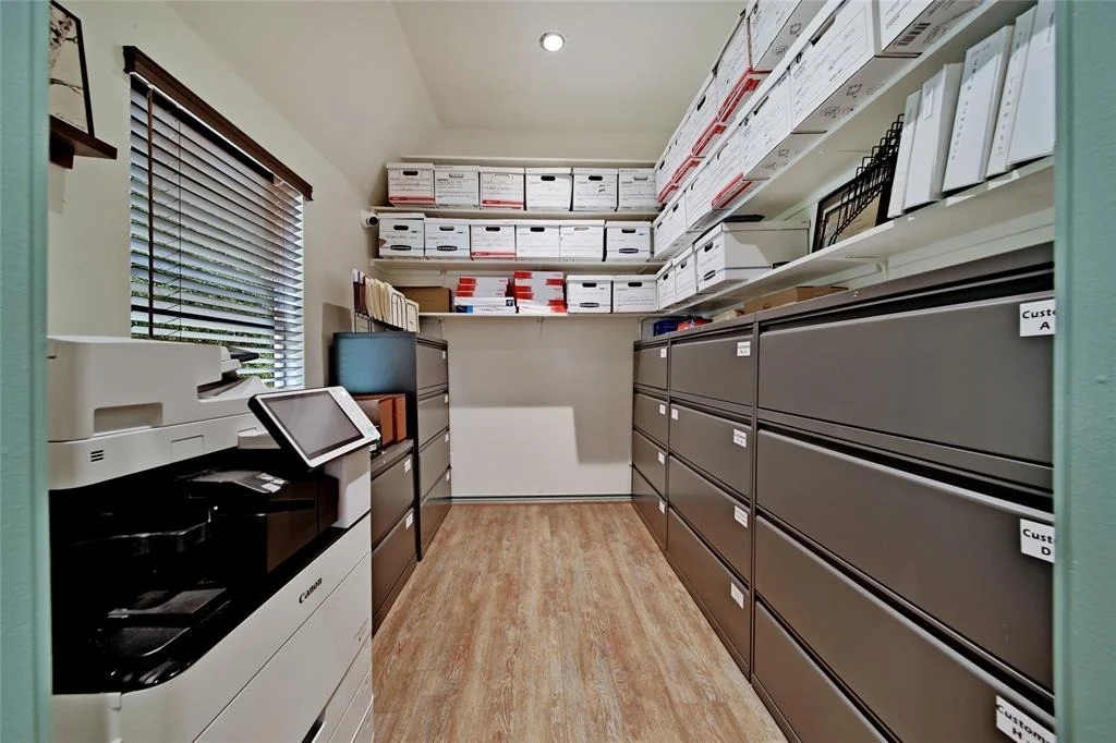 Photo of 8991 Mann Lane