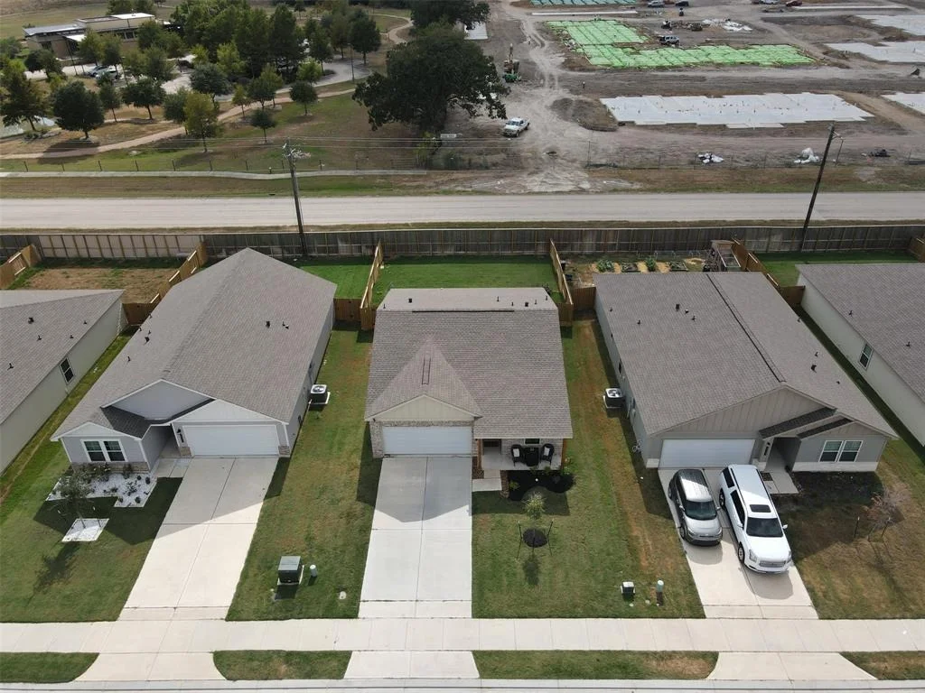 Photo of 5513 Fox Bluff Drive