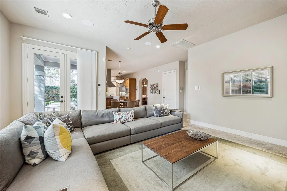 Photo of 2626 Stuart Manor