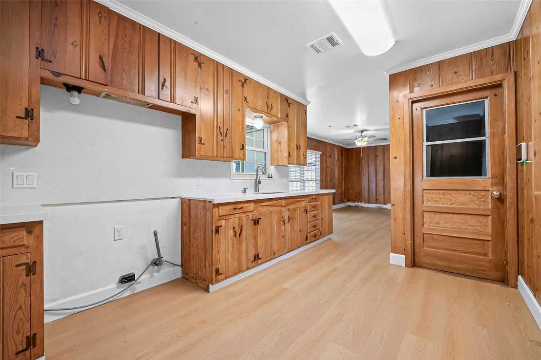 Photo of 6307 Pineshade Lane