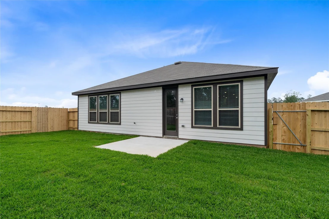 Photo of 4805 Seven Oaks Lane