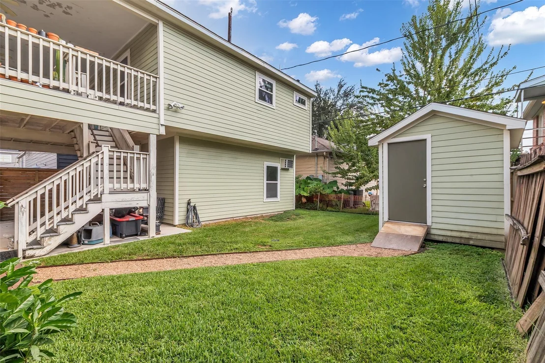 Photo of 2519 White Oak Drive