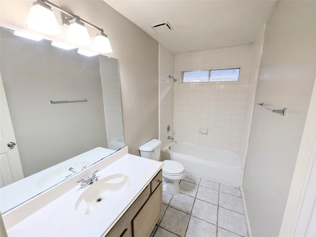 Photo of 7007 Fuchsia Lane