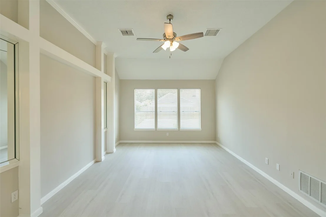 Photo of 12415 Shadowknoll Drive