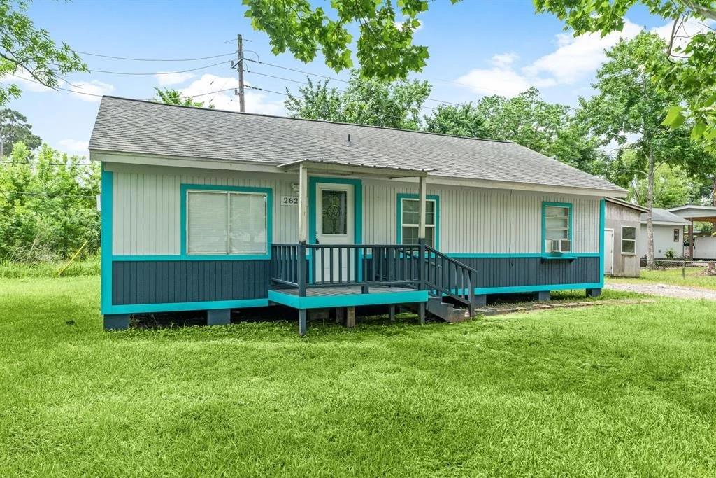 Photo of 28218 Autumn Lane