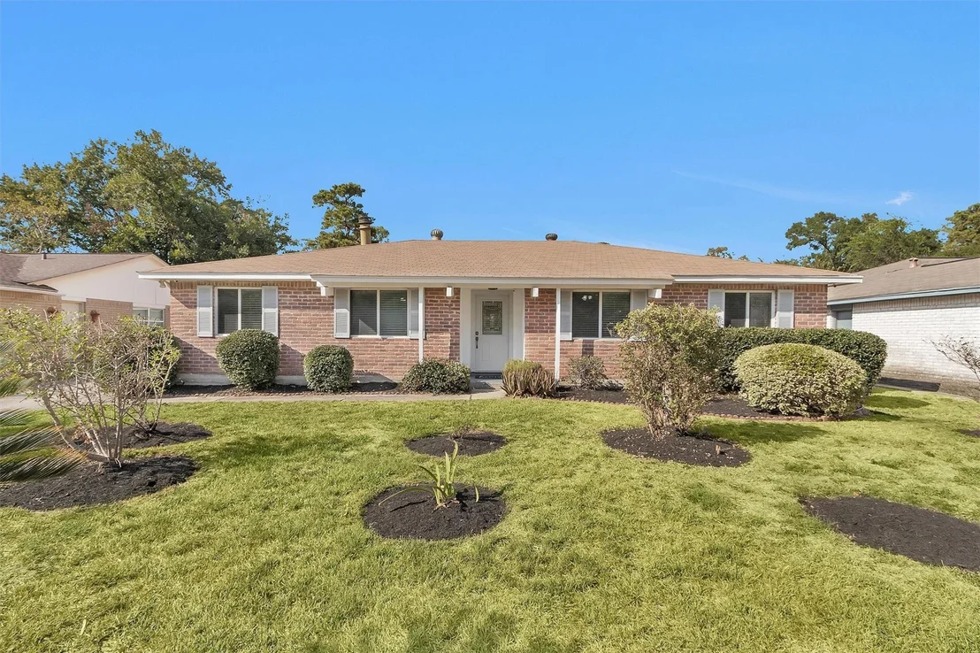 Photo of 4311 Enchantedgate Drive
