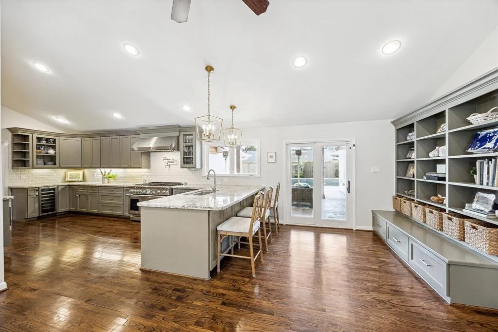 Photo of 8413 Merlin Drive