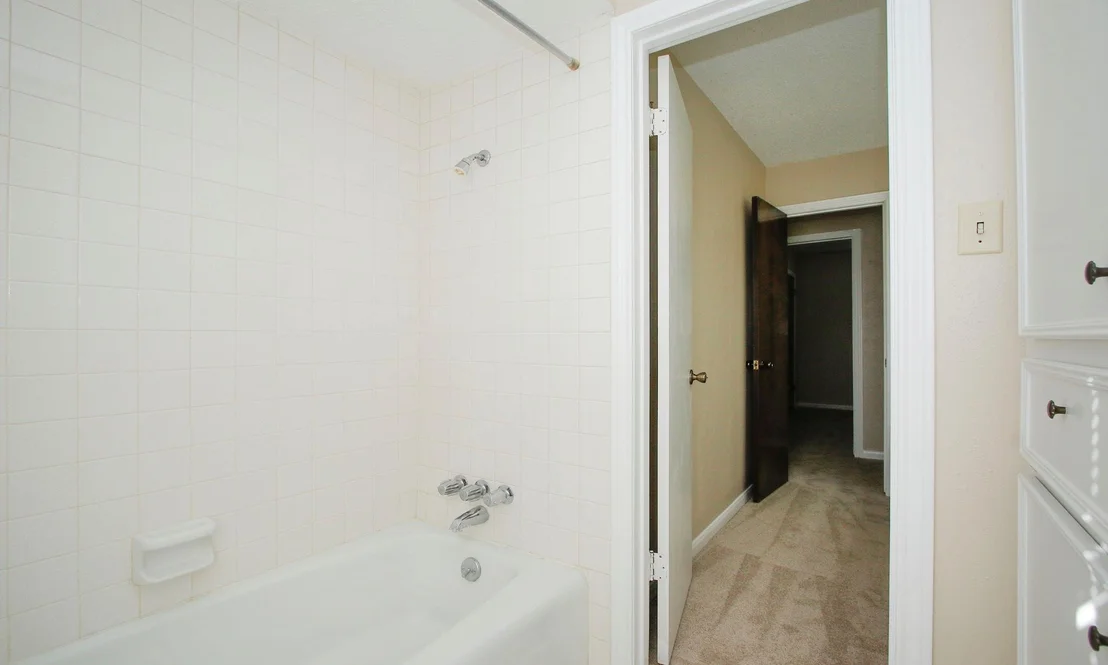 Photo of 15418 Falling Creek Drive