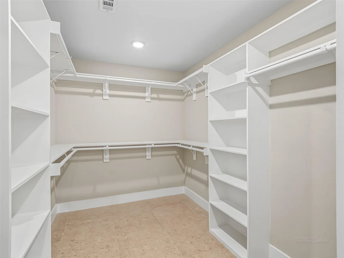 Photo of 2014 Elmgate Drive