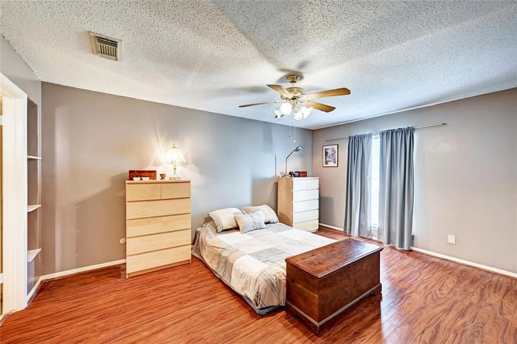 Photo of 5802 Foresthaven Drive