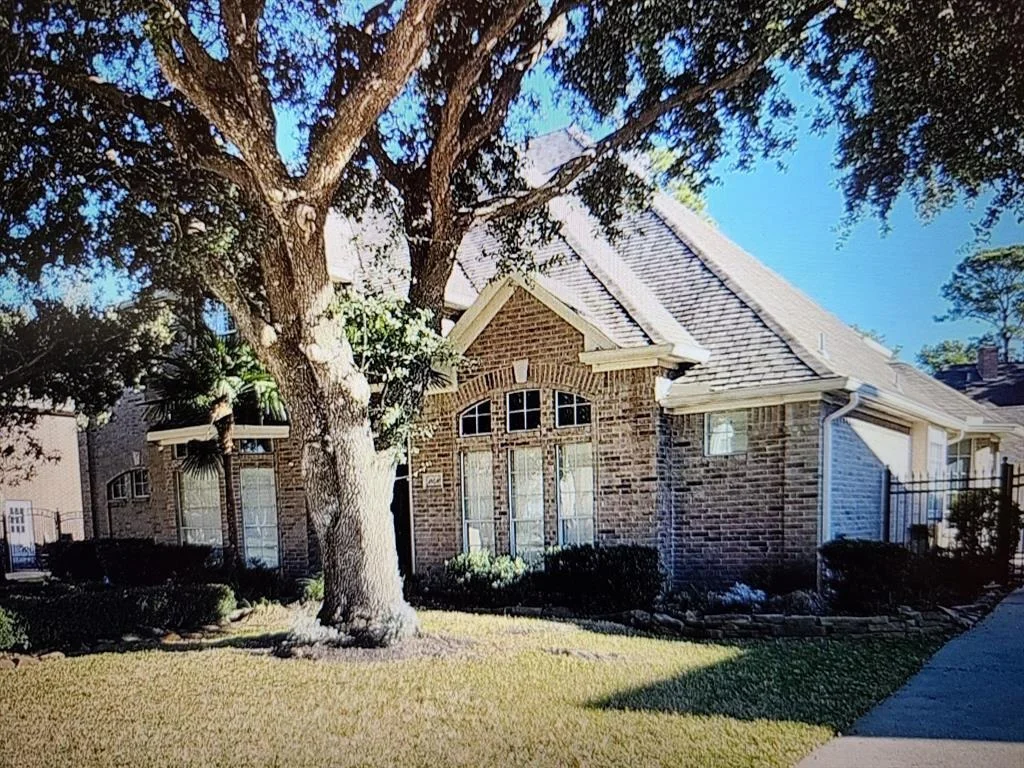 Photo of 18410 Bull Pine Drive