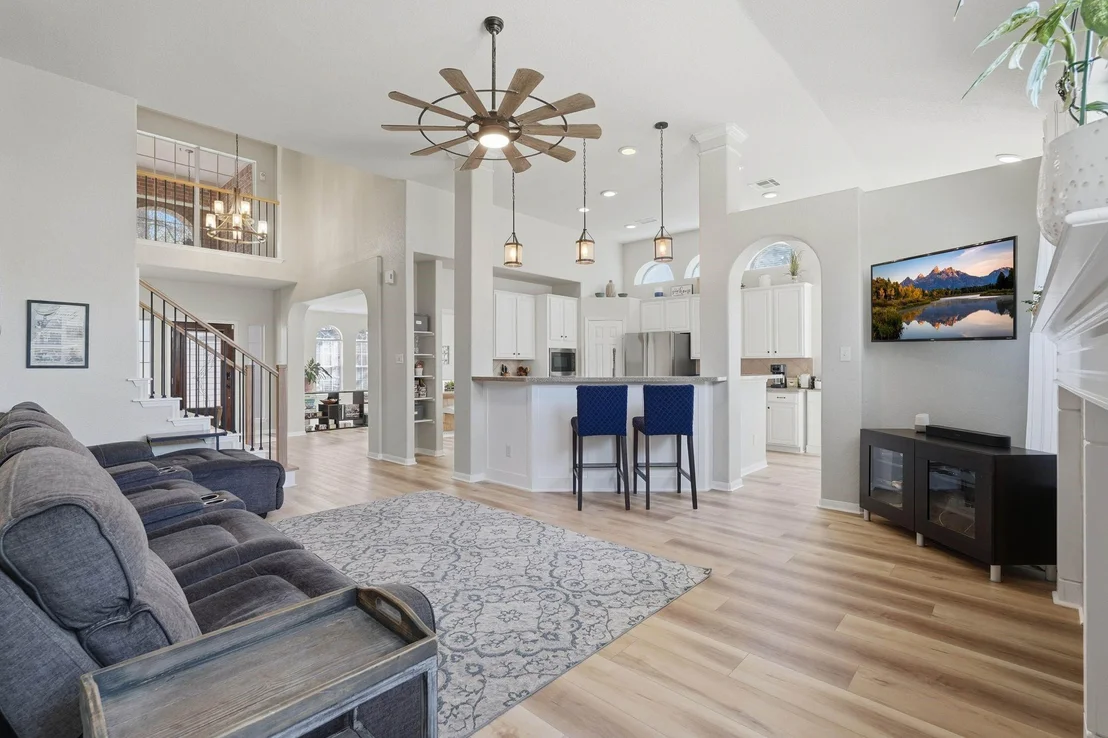 Photo of 23 Murmuring Creek Place