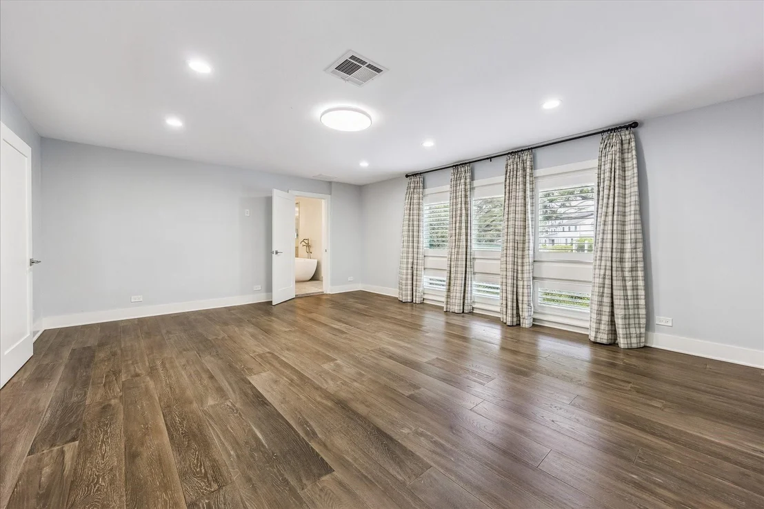 Photo of 5524 Sturbridge Drive