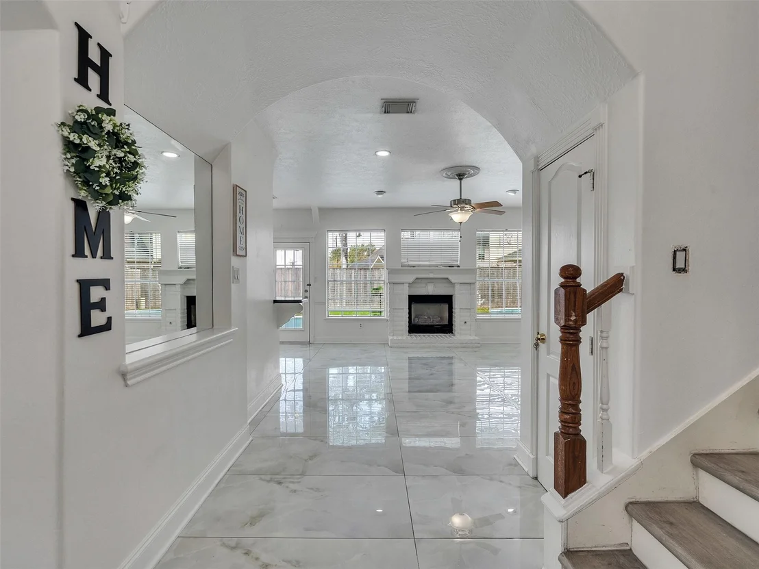 Photo of 12403 Millvan Drive