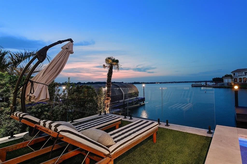Photo of 12378 Tramonto Drive