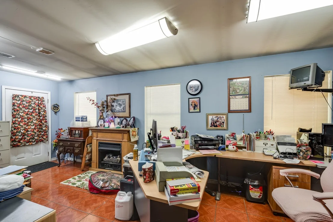 Photo of 24098 Sorters Road
