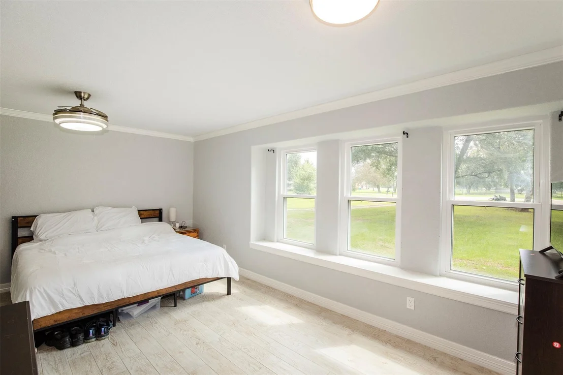 Photo of 9308 Acorn Drive