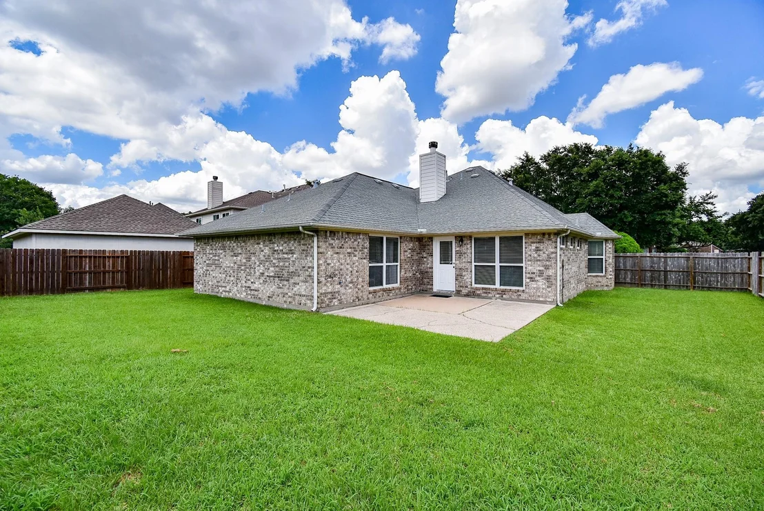 Photo of 7915 Fall Hollow Drive