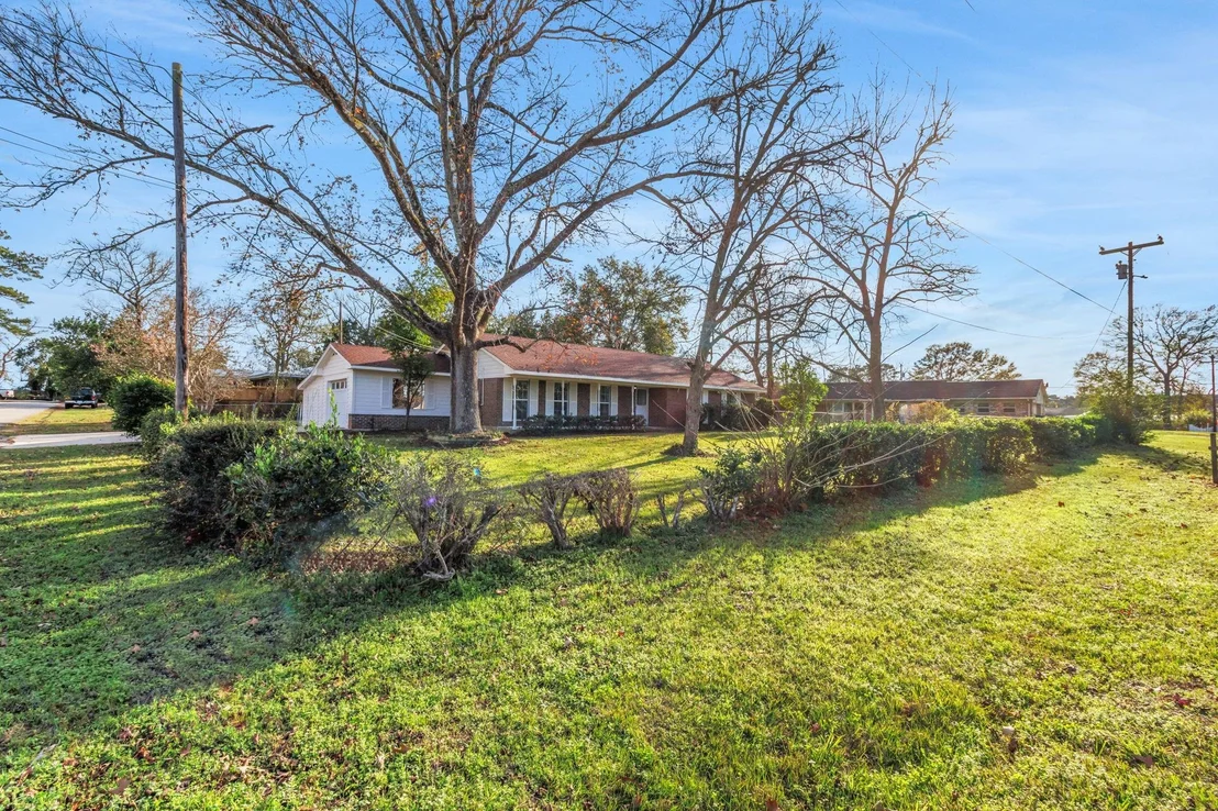 Photo of 20 Woods Lane