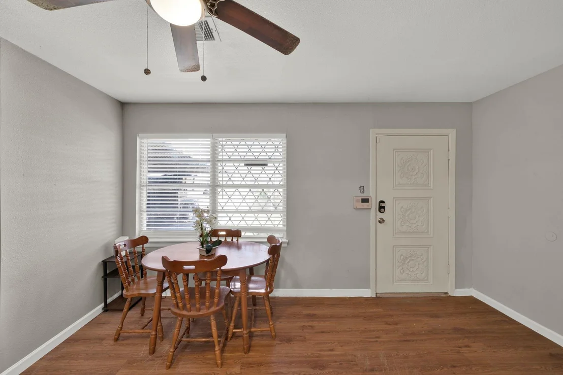 Photo of 3826 Noah Street