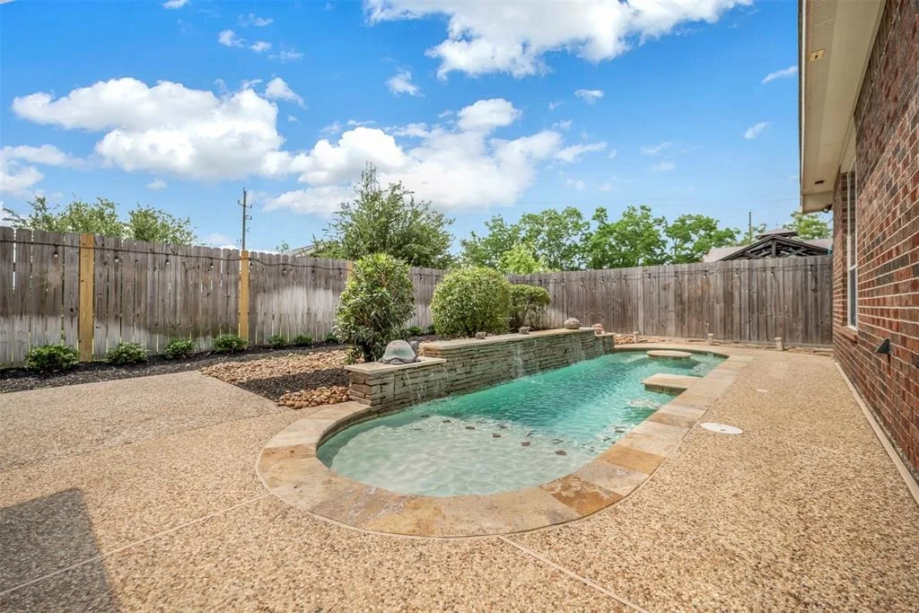 Photo of 4319 Countrycrossing Drive