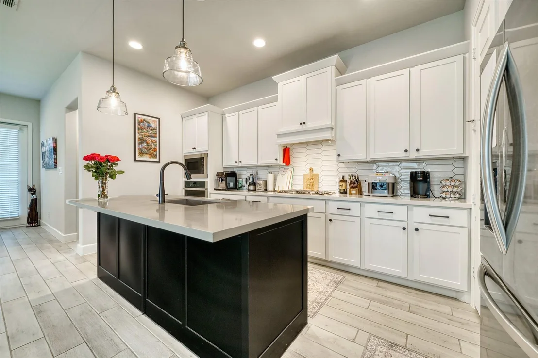 Photo of 8827 Harbor Pines Drive