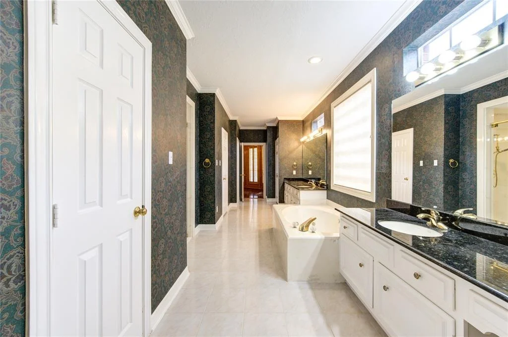 Photo of 20002 Ambervine Circle