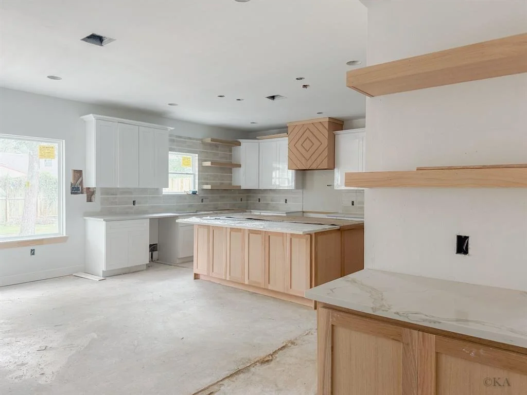 Photo of 10651 Mayfield Road