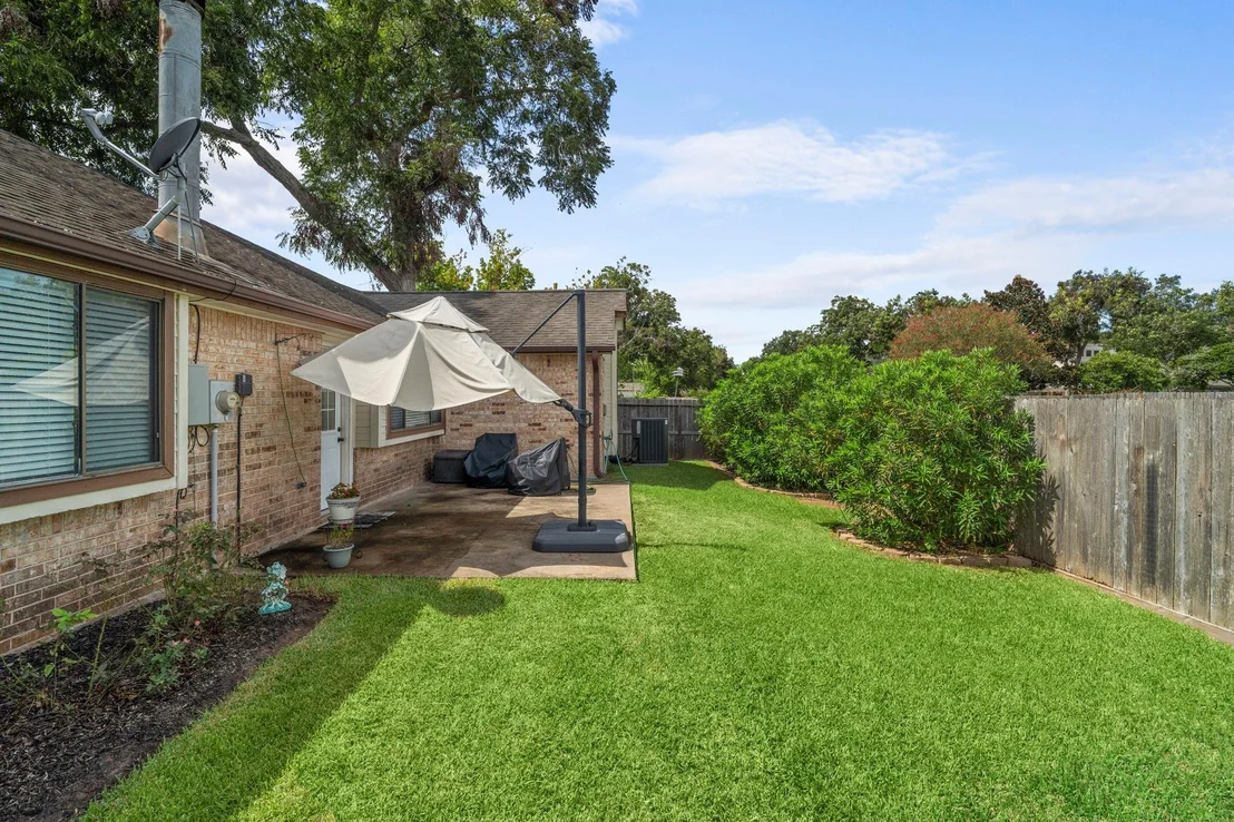 Photo of 2437 Willow Bend Drive