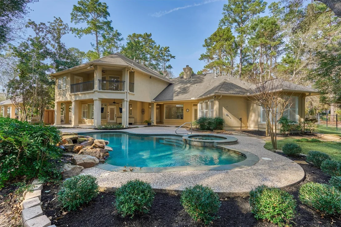 Photo of 43 Meadow Brook Place
