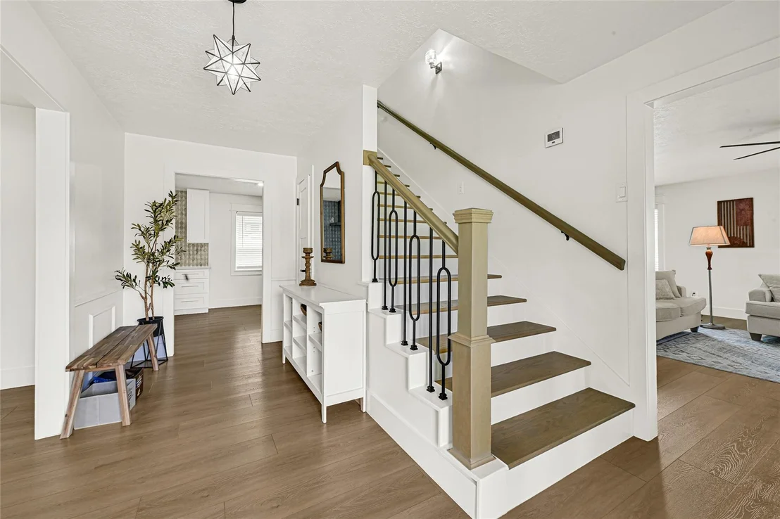 Photo of 723 Loire Lane
