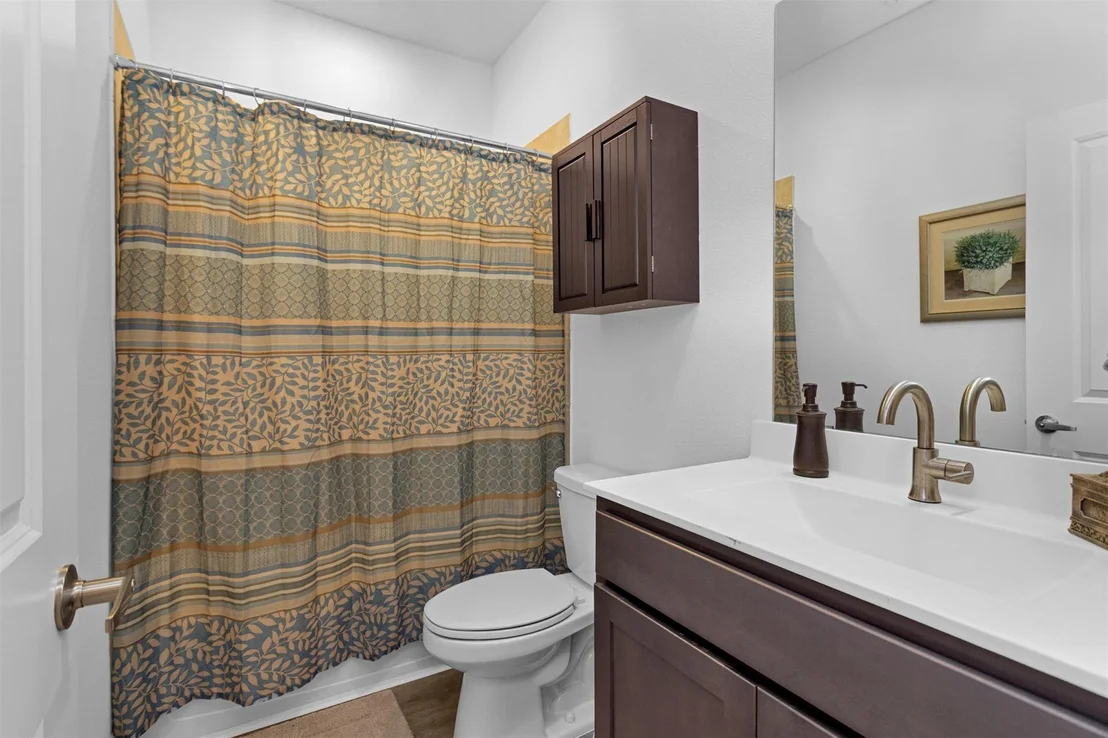 Photo of 954 Golden Willow Lane