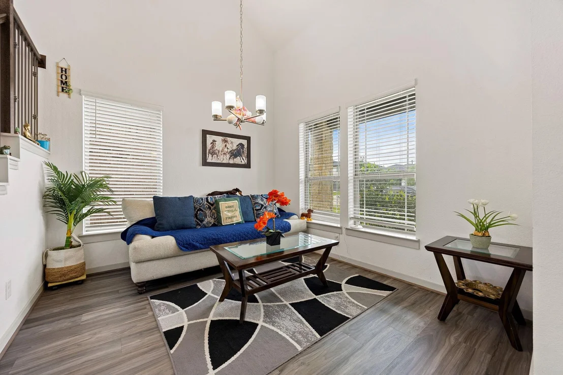 Photo of 28523 Hazel Trail