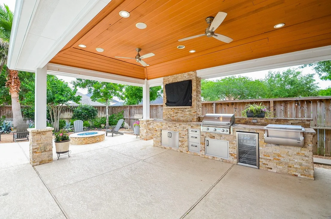 Photo of 2735 Driftwood Drive