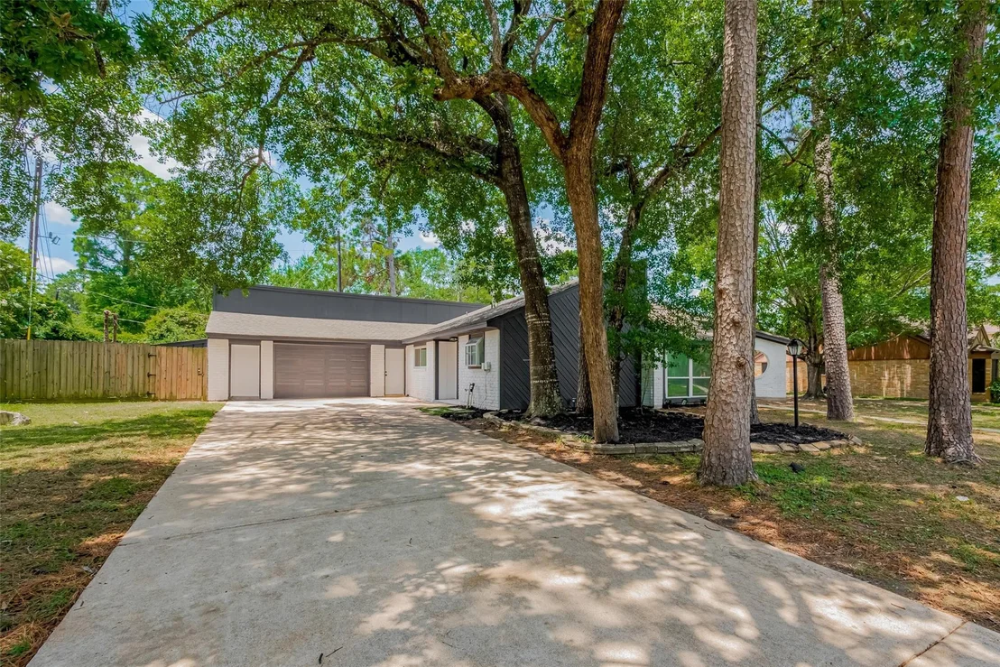 Photo of 19467 Enchanted Stream Drive