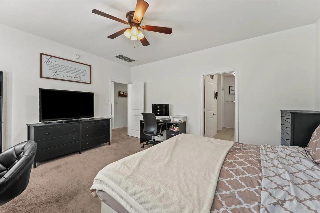 Photo of 5303 Rivers Edge Drive