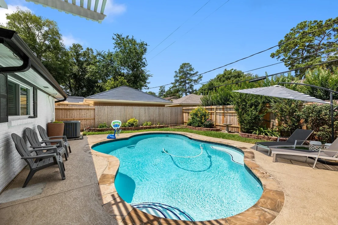 Photo of 4411 Deer Lodge Drive