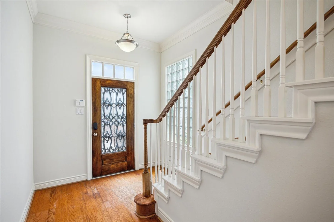 Photo of 2945 Clinton Drive
