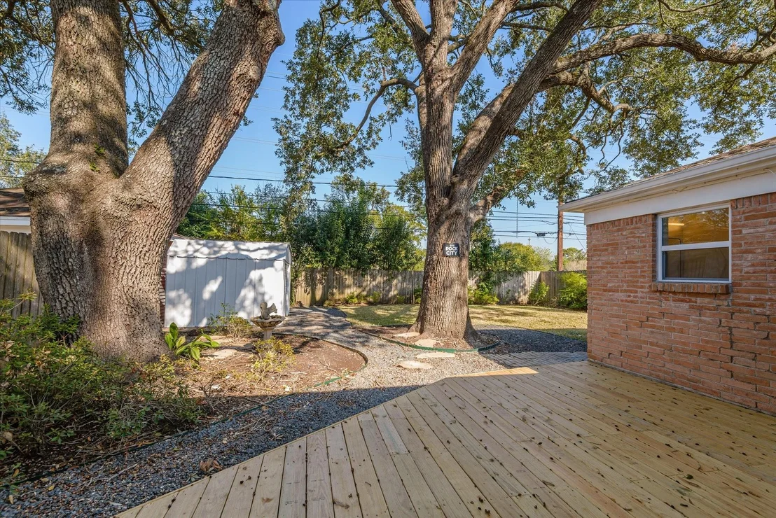Photo of 5258 Willowbend Boulevard